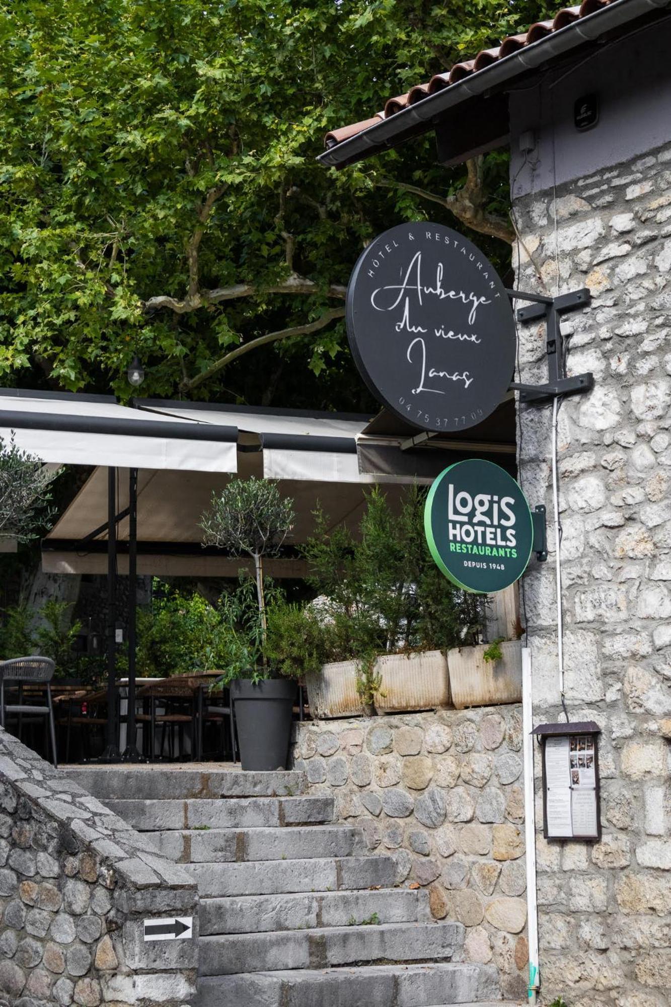 Auberge Du Vieux Lanas Logis Hotel Restaurant エクステリア 写真