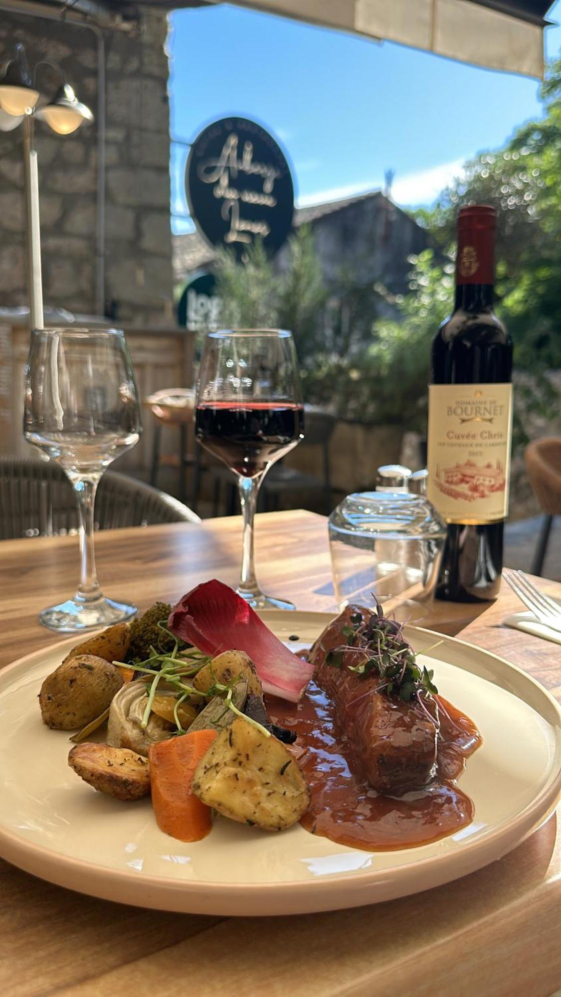 Auberge Du Vieux Lanas Logis Hotel Restaurant エクステリア 写真